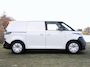 Volkswagen ID. Buzz Cargo Economy Limited Edition Elektromotor 286PK 79 kWh | Grote accu | December rijden | Navigatie via Apple Carplay - Android Auto | Trekhaak | Achterdeuren | ACC | LED | DAB+ |