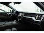 Volvo XC60 2.0 T8 Plug-in hybrid AWD Plus Dark PANO, MEMORY 2X, WINTER PACK, ADAPT. CRUISE, CLIMA, NAVI, CAMERA, PDC V&A, APPLE CARPLAY/ANDROID AUTO, BLIS, KEYLESS, ELEKT. ACHTERKLEP, ELEKT. STOELEN, VOORRUITVERWARMING, 27.810KM