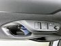 Toyota Yaris Cross 1.5 Hybrid GR Sport | Panoramadak | Head-Up | JBL | Dodehoek detectie | Parkeersensoren voor+achter | Elektrische achterklep | Stoelverwarming | Draadloze telefoonlader |