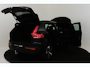 Volvo XC40 B4 (M-HYBRID) PLUS DARK -HARMAN/KARDON|CAMERA|ADAP.CRUISE|POWER-SEATS|VERW.VOORRUIT|PRIVACY.GLAS|TREKHAAK|19"