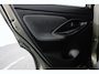 Toyota Yaris Cross 1.5 Hybrid Executive | Apple Carplay/Android Auto | Tree planken | stuur, stoel, voorruit verwarming |