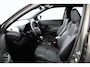 Toyota Yaris Cross 1.5 Hybrid Executive | Apple Carplay/Android Auto | Tree planken | stuur, stoel, voorruit verwarming |