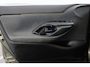 Toyota Yaris Cross 1.5 Hybrid Executive | Apple Carplay/Android Auto | Tree planken | stuur, stoel, voorruit verwarming |