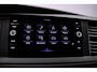 Volkswagen Transporter 2.0 TDI L2H1 28 Comfortline | Navigatie | Trekhaak | Achteruitrijcamera  |