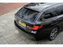 BMW 5-Serie Touring 530e High Executive | M-pakket | PANO | Trekhaak | 360 | softclo