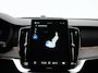 Volvo XC90 T8 Recharge Ultra Dark | Luchtvering | Bowers & Wilkins | Stoelventilatie & Massage | Head-Up | Trekhaak | 360° Camera | Panoramadak