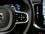 Volvo XC90 T8 Recharge Ultra Dark | Luchtvering | Bowers & Wilkins | Stoelventilatie & Massage | Head-Up | Trekhaak | 360° Camera | Panoramadak