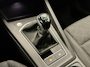 Volkswagen Golf 1.0 TSI 110pk Life Lounge Apple Carplay Android Auto Parkeersensoren Cruise Control DAB Climate Control LED Koplampen Bluetooth Lichtmetalen Velgen
