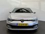 Volkswagen Golf 1.0 TSI 110pk Life Lounge Apple Carplay Android Auto Parkeersensoren Cruise Control DAB Climate Control LED Koplampen Bluetooth Lichtmetalen Velgen