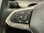 Volkswagen Golf 1.0 TSI 110pk Life Lounge Apple Carplay Android Auto Parkeersensoren Cruise Control DAB Climate Control LED Koplampen Bluetooth Lichtmetalen Velgen