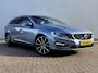 Volvo V60 T5 SUMMUM 245PK Aut. | Pano | Leder | 19" | Camera
