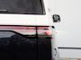 Volkswagen ID. Buzz Bedrijfswagens Pro Bulli Limited Edition 86kWh 286PK | 7 persoons | Panoramadak | Navigatie | 360 Camera | Trekhaak | Elektrische achterklep | Softclose schuifdeuren | 20 inch Lm velgen |