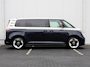 Volkswagen ID. Buzz Bedrijfswagens Pro Bulli Limited Edition 86kWh 286PK | 7 persoons | Panoramadak | Navigatie | 360 Camera | Trekhaak | Elektrische achterklep | Softclose schuifdeuren | 20 inch Lm velgen |
