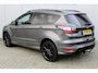 Ford Kuga 1.5-182pk Titanium 4WD AUTOMAAT ! Vierwielaandrijving ! Trekgewicht 1.850kg ! Erg nette wagen ! Autm. airco dual, stoel-, stuur- en voorraamverw., cruise control, r/cd, camera, elektr. achterklep, LM wielen, trekhaak, navigatie, telefoonvoorb., metallic lak etc.