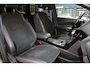 Ford Kuga 1.5-182pk Titanium 4WD AUTOMAAT ! Vierwielaandrijving ! Trekgewicht 1.850kg ! Erg nette wagen ! Autm. airco dual, stoel-, stuur- en voorraamverw., cruise control, r/cd, camera, elektr. achterklep, LM wielen, trekhaak, navigatie, telefoonvoorb., metallic lak etc.