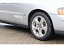 Volvo S60 2.0T Kinetic | 5 Cilinder | Spaceball | Camera | Multimedia | Climate control | Cruise control