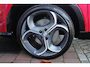 Alfa Romeo Tonale 1.3 270PK Ibrida Plug-In Q4 SPORT SPECIALE | PANORAMISCH SCHUIF KANTELDAK MET ZWARTE DAKSTRIPS | ROSSO BRERA (METALLIC ROOD) MET ZWART DAK  | HARMAN KARDON PREMIUM AUDIO MET 14 SPEAKERS | TECHNOLOGY PACK: PARKEERWAARSCHUWING VOOR EN ACHTER/360° CAMERA / AUTONOMOUS DRIVING LEVEL 2: ADAPTIVE CRUISE CONTROL/LANE CENTERING ASSIST/TRAFFIC JAM ASSIST DODEHOEK DETECTIE AUTOMATISCH DIMMENDE BUITENSPIEGELS ELEKTRISCH BEDIENBARE ACHTERKLEP | 20" LICHTMETALEN VELGEN FORI | DRAADLOZE TELEFOONLADER | NAVIGATIE | DRAADLOZE APPLE CARPLAY/ANDROID AUTO | FULL LED MATRIX KOPLAMPEN | LEDEREN BEKLEDING / ALCANTARA BEKLEDING | ZWART GESPOTEN BREMBO REMKLAUWEN MET WITTE LETTERS | DUAL STAGE VALVE ACTIVE OPHANGING (DSV) MET ELEKTRONISCH GEREGELDE DEMPING |