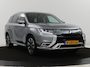 Mitsubishi Outlander 2.4 PHEV Pure+ | SOH 71,8% | Leder | Trekhaak | Cruise control | Stuur/stoelverwarming | Doedehoek detectie | 360 camera | Bluetooth | Climate control