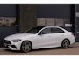 Mercedes-Benz C-klasse 300 e AMG | C300e | Pano | Luchtvering | 360 View | SoH 98% | Digital Light | Trekhaak | Sfeer | DAB | ACC | Lane Assist | Carplay | Burmester | Stoelverwarming | Leder Pakket | BTW Auto | Dealer Onderhouden | Garantie