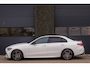 Mercedes-Benz C-klasse 300 e AMG | C300e | Pano | Luchtvering | 360 View | SoH 98% | Digital Light | Trekhaak | Sfeer | DAB | ACC | Lane Assist | Carplay | Burmester | Stoelverwarming | Leder Pakket | BTW Auto | Dealer Onderhouden | Garantie