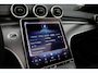 Mercedes-Benz C-klasse 300 e AMG | C300e | Pano | Luchtvering | 360 View | SoH 98% | Digital Light | Trekhaak | Sfeer | DAB | ACC | Lane Assist | Carplay | Burmester | Stoelverwarming | Leder Pakket | BTW Auto | Dealer Onderhouden | Garantie