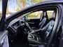 Volvo XC60 2.4 D5 AWD R-Design | Trekhaak | Stoelverwarming | Bluetooth | Parkeersensoren