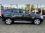 Volvo XC60 2.4 D5 AWD R-Design | Trekhaak | Stoelverwarming | Bluetooth | Parkeersensoren