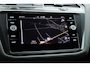 Volkswagen Tiguan 1.4 TSI eHybrid R-Line Black Style | Rijklaar! | SOH 93% | HUD | Leder | Elek. trekhaak | 360cam | IQ. Light | Memory