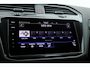 Volkswagen Tiguan 1.4 TSI eHybrid R-Line Black Style | SOH 91% | IQ. Light | 360cam | Elek. Trekhaak | NAV + CarPlay | Stoel- Stuurverw. |