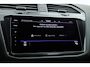 Volkswagen Tiguan 1.4 TSI eHybrid R-Line Black Style | SOH 91% | IQ. Light | 360cam | Elek. Trekhaak | NAV + CarPlay | Stoel- Stuurverw. |