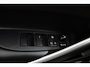 Toyota Corolla Cross Hybrid 200 Dynamic | Stoel en stuurverwarming | Trekhaak | Gratis dakdragers |