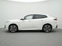 BMW IX2 eDrive20 M Sport | 67 kWh | Camera | 21'' Lichtmetaal | Navigatie | DAB+ | Adapt. Cruisecontrol