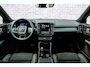 Volvo EX40 Single Motor Extended Range Ultra Black Edition Europa | Trekhaak | Harman Kardon audio | Trekhaak | 20" | Schuif-/kanteldak | Getint Glas | Elektrische stoelverstelling | Nubuck bekleding | Adaptive Cruise Control | Dodehoekdetectie |