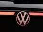 Volkswagen T-Roc 1.5 eTsi R-Line First Edition 150PK DSG Pano-Schuifdak, Trekhaak, Black Style, 20" LM Velgen, Keyless, Side Asisst, Matrix LED-Verlichting, Achteruitrijcamera