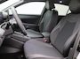 Volkswagen T-Roc 1.5 eTsi R-Line First Edition 150PK DSG Pano-Schuifdak, Trekhaak, Black Style, 20" LM Velgen, Keyless, Side Asisst, Matrix LED-Verlichting, Achteruitrijcamera