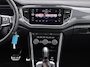 Volkswagen T-Roc 1.5 TSI 150pk Sport Business R · R-line exterieur · Apple/Android Car Play · Camera · Navigatie · Stoelverwarming · P-Sensoren · Alarm · 19'' Inch ·