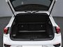 Volkswagen T-Roc 1.5 TSI 150pk Sport Business R · R-line exterieur · Apple/Android Car Play · Camera · Navigatie · Stoelverwarming · P-Sensoren · Alarm · 19'' Inch ·