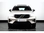 Volvo XC40 T5 Ultimate Dark Recharge Plug-In Hybrid 2WD | Trekhaak | Panoramadak | BLIS | Apple Carplay - Androud Auto | Memory | Stoel + Stuurverwarming | Harman en Kardon | PDC V+A en Camera