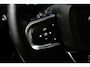 Volvo XC40 T5 Ultimate Dark Recharge Plug-In Hybrid 2WD | Trekhaak | Panoramadak | BLIS | Apple Carplay - Androud Auto | Memory | Stoel + Stuurverwarming | Harman en Kardon | PDC V+A en Camera