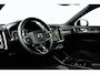 Volvo XC40 T5 Ultimate Dark Recharge Plug-In Hybrid 2WD | Trekhaak | Panoramadak | BLIS | Apple Carplay - Androud Auto | Memory | Stoel + Stuurverwarming | Harman en Kardon | PDC V+A en Camera
