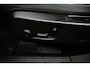 Volvo XC40 T5 Ultimate Dark Recharge Plug-In Hybrid 2WD | Trekhaak | Panoramadak | BLIS | Apple Carplay - Androud Auto | Memory | Stoel + Stuurverwarming | Harman en Kardon | PDC V+A en Camera