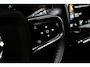 Volvo XC40 T5 Ultimate Dark Recharge Plug-In Hybrid 2WD | Trekhaak | Panoramadak | BLIS | Apple Carplay - Androud Auto | Memory | Stoel + Stuurverwarming | Harman en Kardon | PDC V+A en Camera