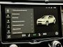 Lynk & Co 01 1.5 PHEV 261pk Blackline | Zwarte hemel | Rolhoes | 360 camera | Panoramadak | 20 inch velgen | Adaptieve cruise | Navigatie | CarPlay | Keyless | LED | DAB | Infinity | Stoelverwarming | Elektrische achterklep | Volledig dealeronderhouden | Fabrieksgarantie