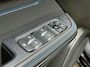 Lynk & Co 01 1.5 PHEV 261pk Blackline | Zwarte hemel | Rolhoes | 360 camera | Panoramadak | 20 inch velgen | Adaptieve cruise | Navigatie | CarPlay | Keyless | LED | DAB | Infinity | Stoelverwarming | Elektrische achterklep | Volledig dealeronderhouden | Fabrieksgarantie