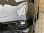 Lynk & Co 01 1.5 PHEV 261pk Blackline | Zwarte hemel | Rolhoes | 360 camera | Panoramadak | 20 inch velgen | Adaptieve cruise | Navigatie | CarPlay | Keyless | LED | DAB | Infinity | Stoelverwarming | Elektrische achterklep | Volledig dealeronderhouden | Fabrieksgarantie