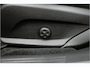 Mercedes-Benz E-klasse 300 e AMG Line Night Pano Burmester ACC Trekhaak Camera 18"