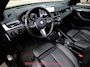 BMW X1 2.0i S-DRIVE PANODAK / CAMERA / HEAD-UP / SPORTLEER