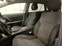 Toyota Avensis Wagon 1.8 VVTi Business Export bak maakt geluid rijdt verder goed Camera Navi Trekhaak