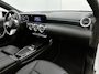 Mercedes-Benz A-klasse 250e Luxury line | Night pakket | Panorama schuifdak | parkeer pakket en achtercamera | Inclusief 24 maanden Mercedes-Benz Certified garantie voor Europa.