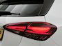 Mercedes-Benz A-klasse 250e Luxury line | Night pakket | Panorama schuifdak | parkeer pakket en achtercamera | Inclusief 24 maanden Mercedes-Benz Certified garantie voor Europa.